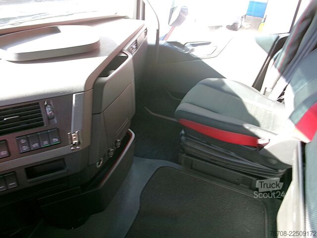 Dzērienu kravas automašīna VOLVO FH 500*8,2m Schwenkwand*LBW*VEB+*Top Zustand !!!