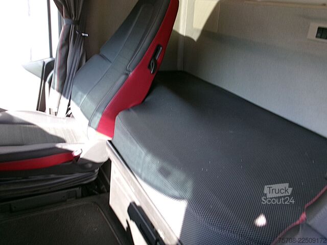 Dzērienu kravas automašīna VOLVO FH 500*8,2m Schwenkwand*LBW*VEB+*Top Zustand !!!