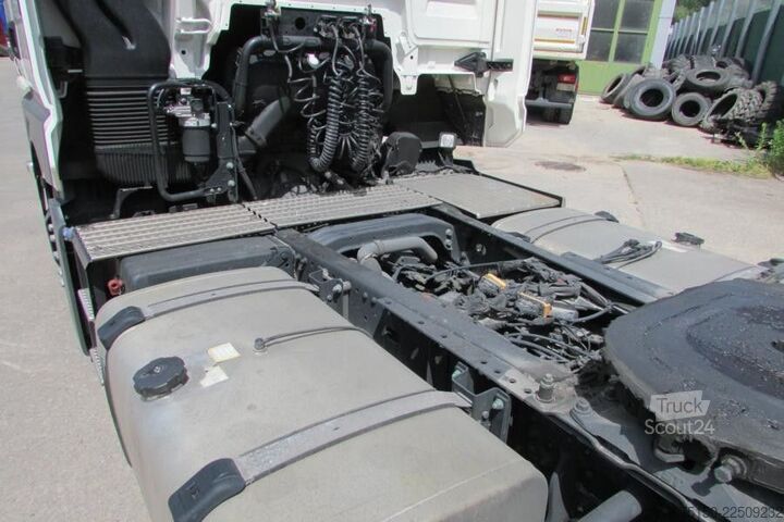 Trattore stradale volumetrico MAN TGX 18.470 4x2 LLS-U - 2 x Tank - Nr.: 203