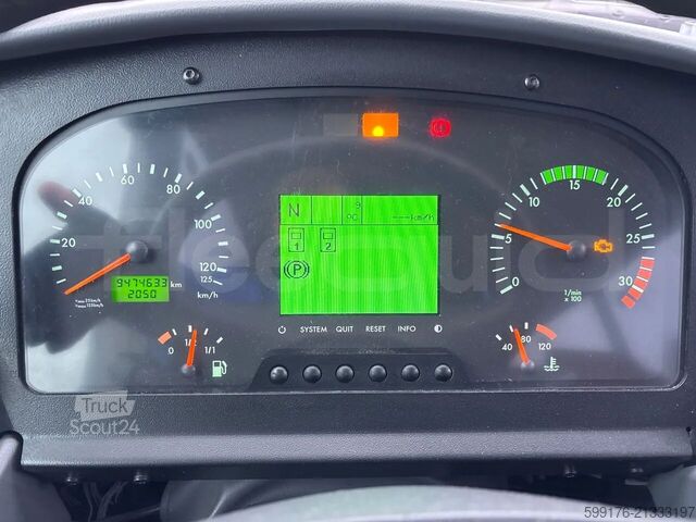 Meziměstský autobus Mercedes-Benz Intouro