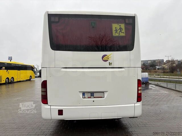 Meziměstský autobus Mercedes-Benz Intouro