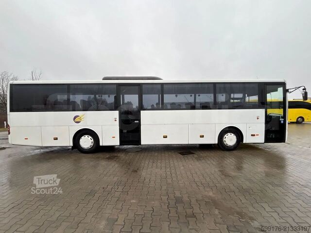 Meziměstský autobus Mercedes-Benz Intouro