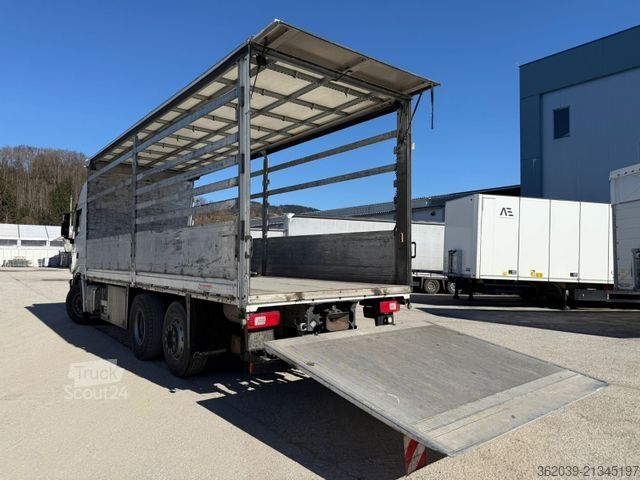 Tovorno vozilo s ravno platformo in ponjavo IVECO AS260SY/FP-CM