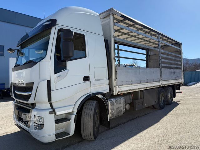 Tovorno vozilo s ravno platformo in ponjavo IVECO AS260SY/FP-CM