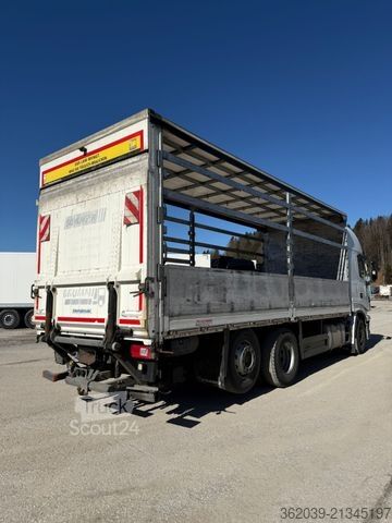 Tovorno vozilo s ravno platformo in ponjavo IVECO AS260SY/FP-CM