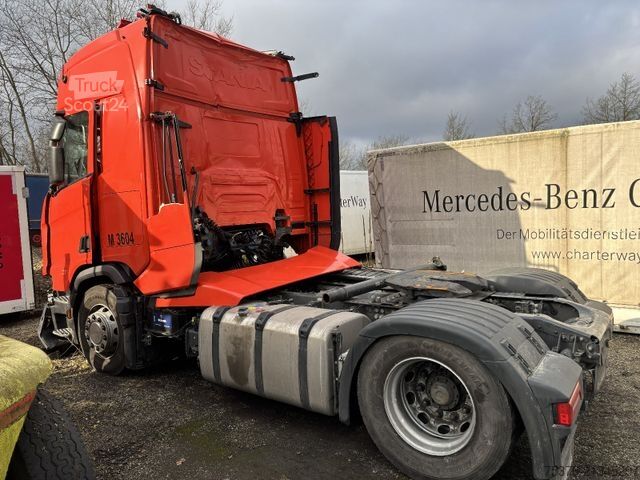 Standardowy ciągnik siodłowy SCANIA R460 Retarder Unfallschaden