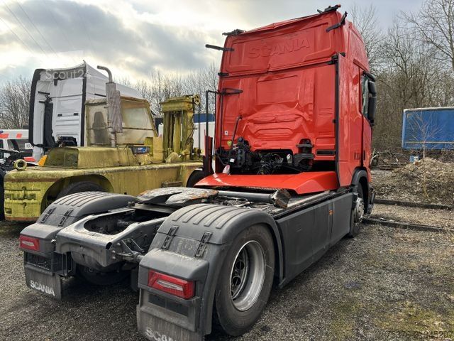 Standardowy ciągnik siodłowy SCANIA R460 Retarder Unfallschaden