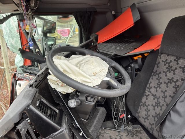 Standardowy ciągnik siodłowy SCANIA R460 Retarder Unfallschaden