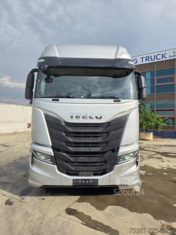 Abrollkipper iveco 260S48