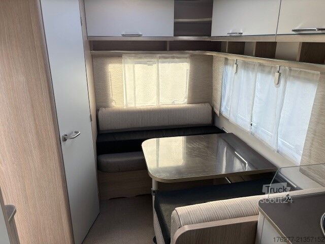 Potovalna prikolica Burstner Premio  395 TS