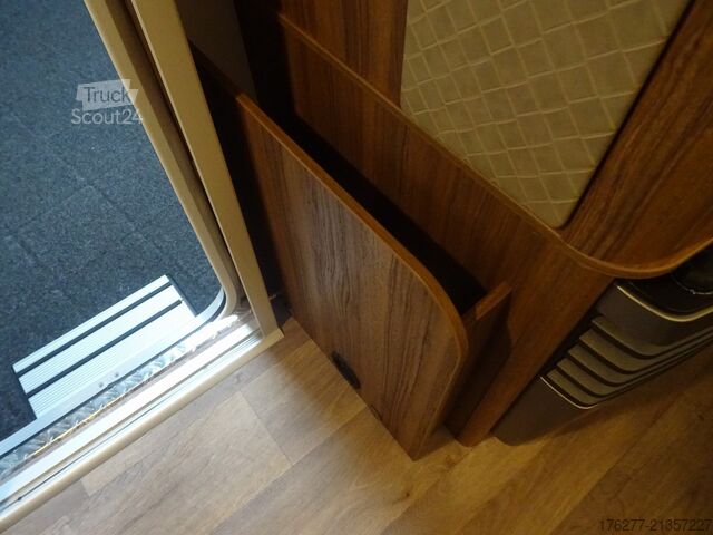 Potovalna prikolica Eriba Touring 310 Legend