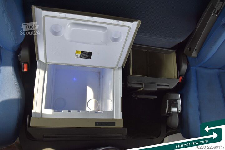 Стандартен влекач VOLVO FH 460 LED 2 Tanks 1.305 Liter Safetypaket