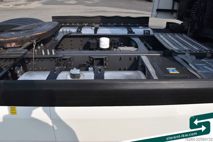 Стандартен влекач VOLVO FH 500 AERO XL CMS VEB+ LED-Sicherheitspaket