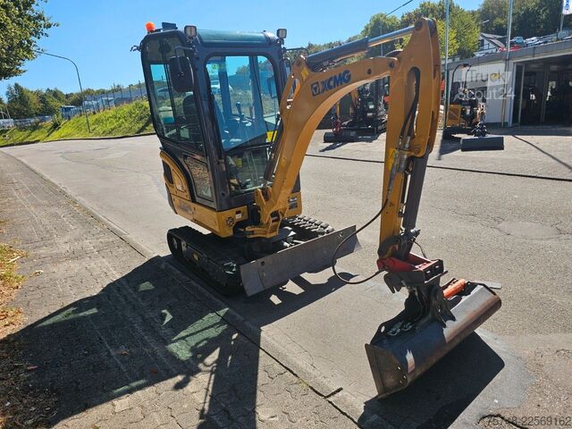 Мини багер XCMG XE20E