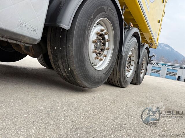 Tiptrailer SCHMITZ CARGOBULL 60m³ Kipper Muldenkipper Getreidekipper Alu Lift