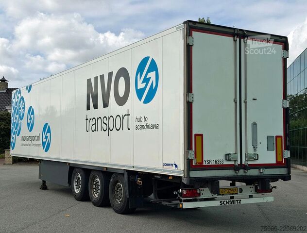 Semi-remorque frigorifique SCHMITZ CARGOBULL N/A SCB*S3B CARRIER VECTOR 1350 WITH 6136 ENGINE