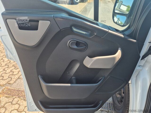Fourgon surélevé NISSAN NV400 Kastenwagen L2H2 3,5t PRO