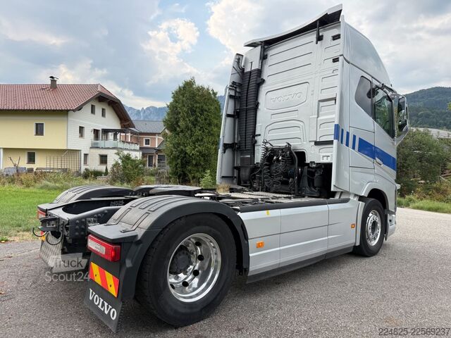 Standarta vilcējs VOLVO FH500 XL Retarder