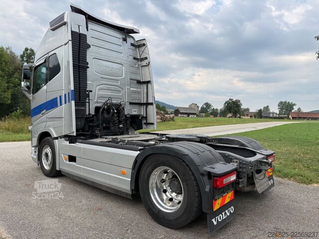 Standarta vilcējs VOLVO FH500 XL Retarder