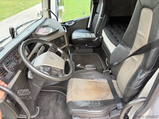 Standarta vilcējs VOLVO FH500 XL Retarder