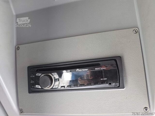 Şehirlerarası otobüs MERCEDES-BENZ LE 530  n40+56+1+1