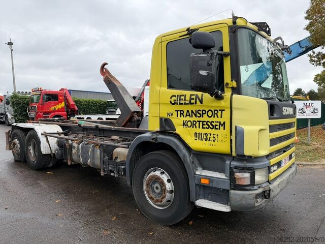 Sistema de brazo de gancho Scania 94G-260 6x2 HOOKLIFT / GANCHO - MANUAL - BE TRUCK