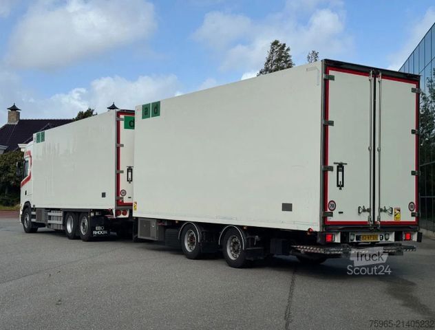 Koelwagen SCANIA S500 6X2 RETARDER 50 CC COMBI 2x TAILLIFT TOP CO