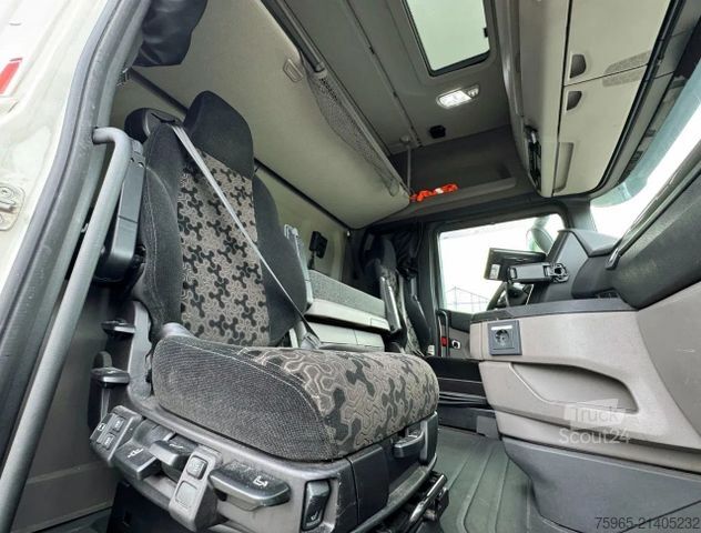 Koelwagen SCANIA S500 6X2 RETARDER 50 CC COMBI 2x TAILLIFT TOP CO