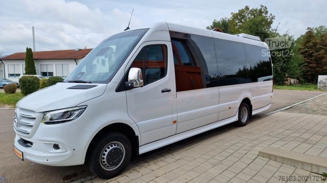 Minibus MERCEDES-BENZ 519 und 517 Glasdach XXL  20 Sitze Stock