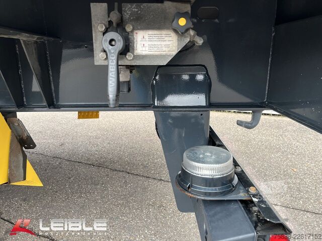 Työalustallinen puoliperävaunu SCHWARZMÜLLER S1*Rungenauflieger*Liftachse*SAF-Achsen*