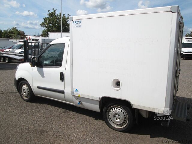 Autoutilitară frigorifică FIAT Doblo 1.6*Carrier-Tiefkühler*Euro 6*