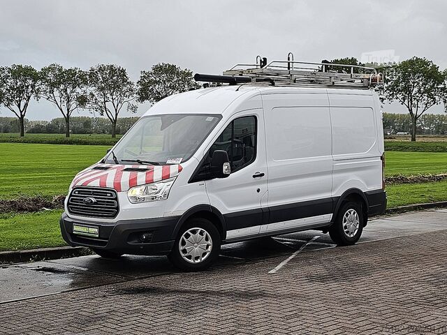 Hochdachkombi FORD TRANSIT 2.0 L2H2 Imperiaal Navi!