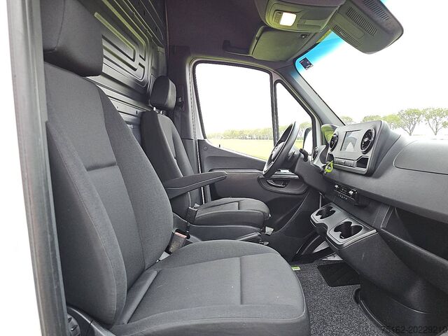 Aukšto stogo universalas MERCEDES-BENZ SPRINTER 311 L3H2 Maxi Automaat!