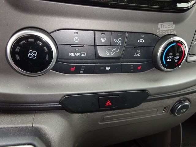 Yüksek tavanlı panelvan FORD Transit Custom Kasten 340 L1 /Euro 6/Navi/AHK