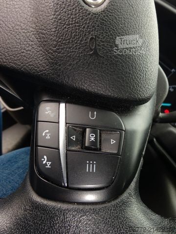 Yüksek tavanlı panelvan FORD Transit Custom Kasten 340 L1 /Euro 6/Navi/AHK