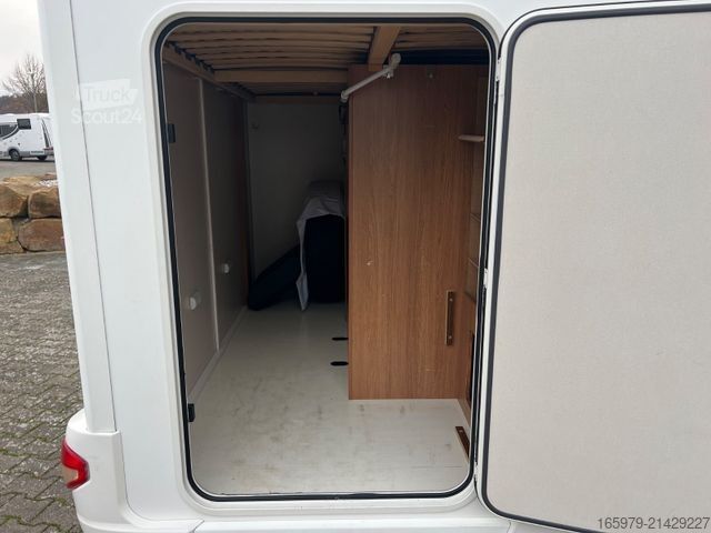 Halvintegreret autocamper EURAMOBIL Profila PT 590 FB
