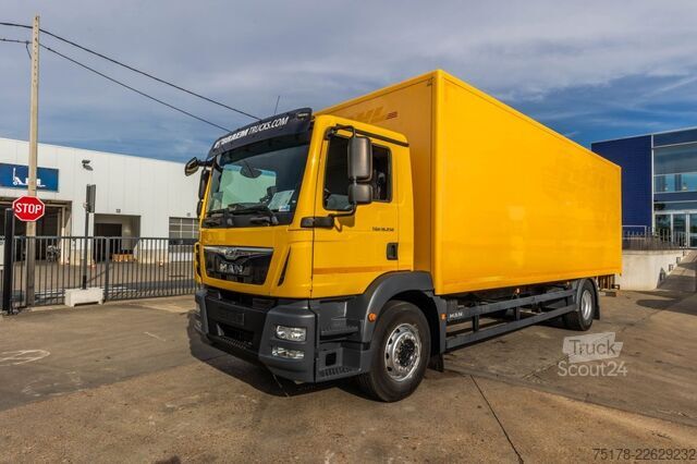 Bőrönd MAN TGM 18.250 BL + DHOLLANDIA 2T.