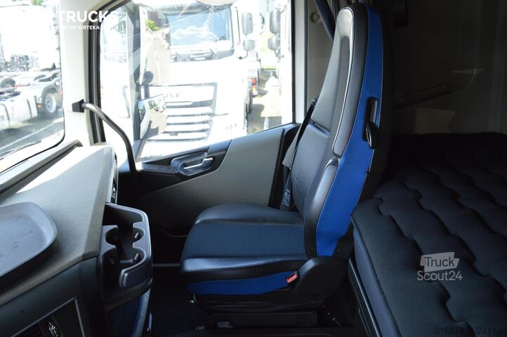 Standard-Zugmaschine VOLVO FH 500 Globetrotter XL