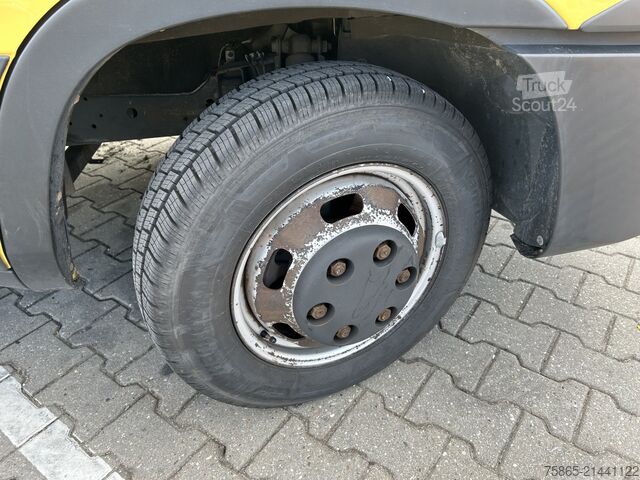 BE-SZM Iveco Daily 40C17 3.0 Hi Matic / BE Trekker / 296 dkm...