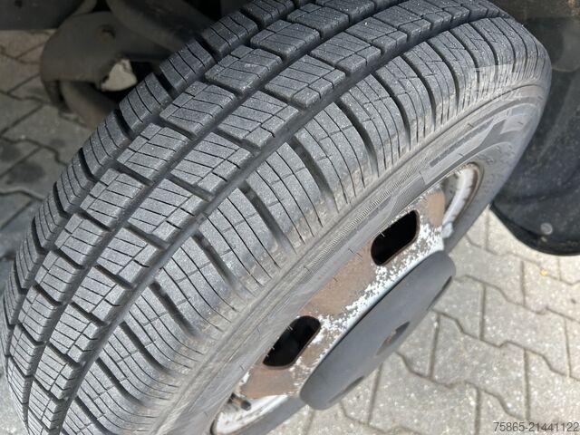 BE-SZM Iveco Daily 40C17 3.0 Hi Matic / BE Trekker / 296 dkm...