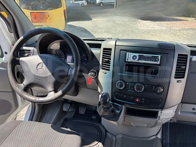 Mercedes-Benz Sprinter, 2009, 8 locuri, Euro 4 Mercedes-Benz Sprinter