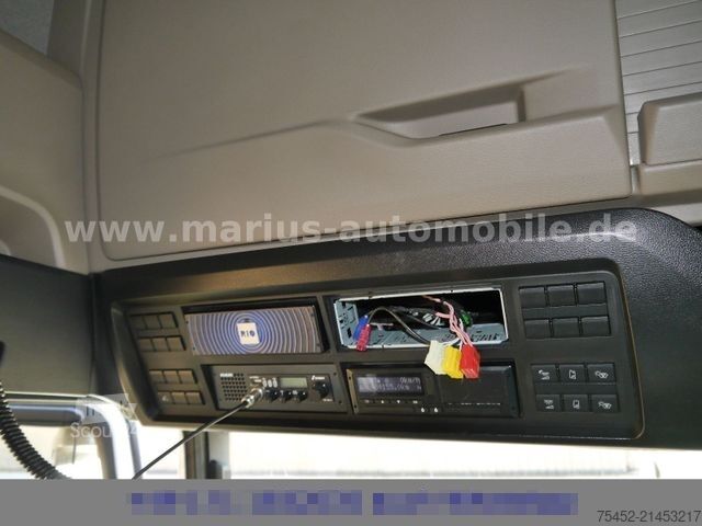 Volume trekker MAN TGX 18.510 LL SA 2x Tanks