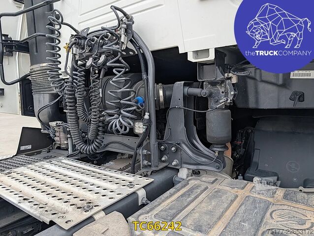 Standart-SZM Renault T 520