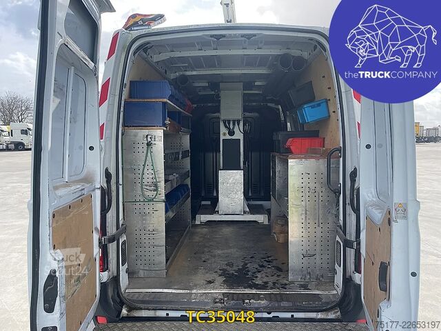 Kaldırma platformu Renault Master