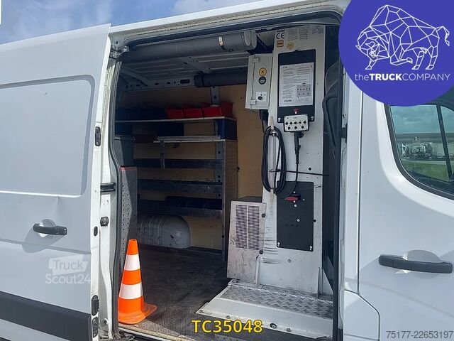 Kaldırma platformu Renault Master