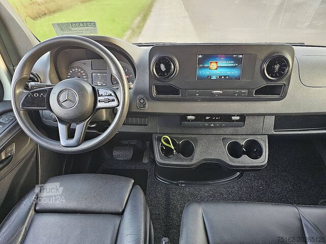 Valise MERCEDES-BENZ SPRINTER 316 Bakwagen Laadklep!