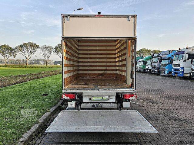 Valise MERCEDES-BENZ SPRINTER 316 Bakwagen Laadklep!