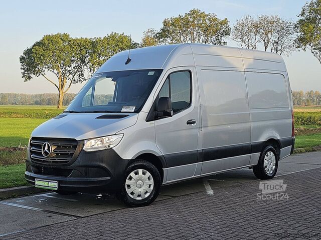 Break à toit surélevé MERCEDES-BENZ SPRINTER 315 L2H2 RWD Mbux Autom!
