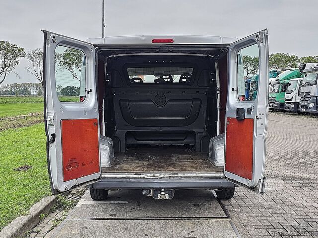 High-roof van PEUGEOT BOXER 2.2 L2H1 Dubbel Cabine!