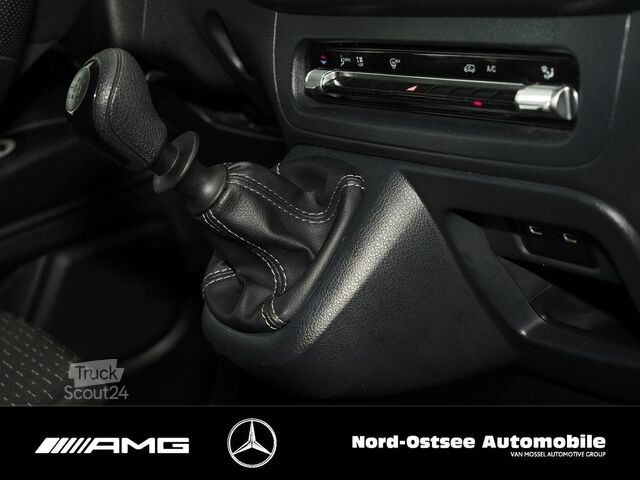 Furgoneta Mercedes-Benz VITO 116 NEUES MODELL AHK KAMERA MBUX NAVI TEMPO